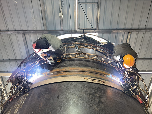 熊谷水管自動焊機