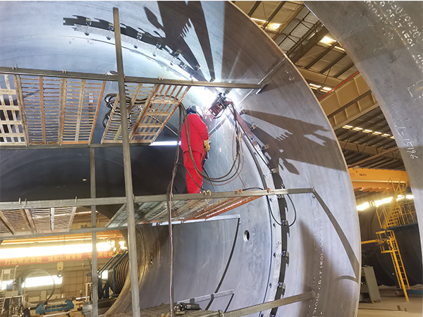 熊谷水管自動焊機