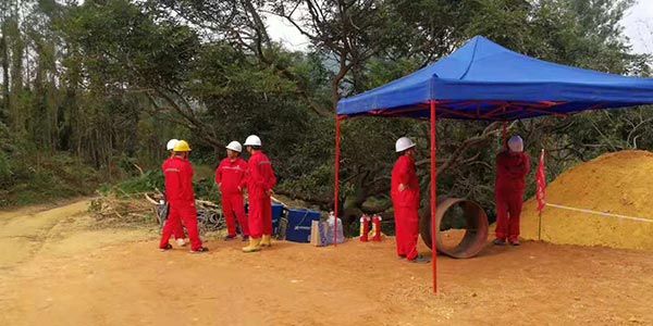 全位置管道自動(dòng)焊機(jī)