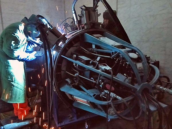 全自動(dòng)焊接機(jī)