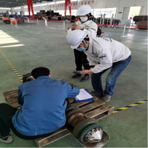 漏磁內(nèi)檢測(cè)器