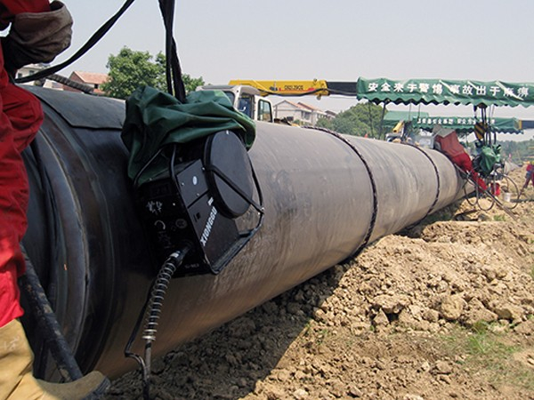 西氣東輸管道使用熊谷全自動焊接設(shè)備