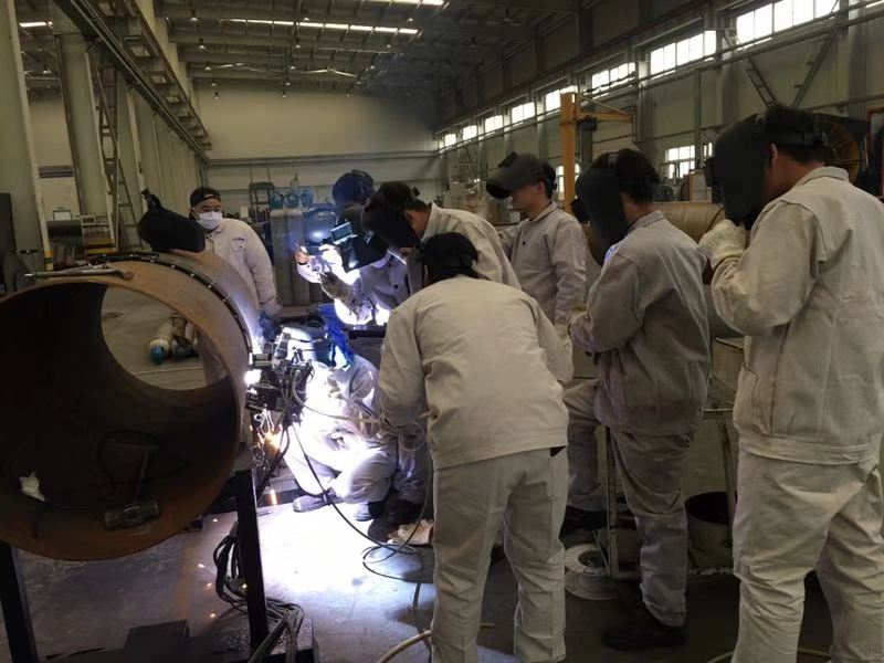 熱力管道公司使用熊谷管道全自動(dòng)焊機(jī)